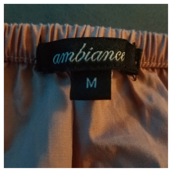 Off shoulder Top - Picture 2 of 3